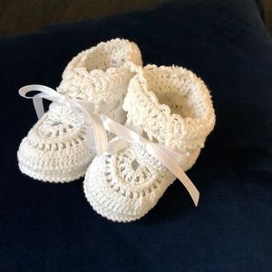 Crocheted baby booties